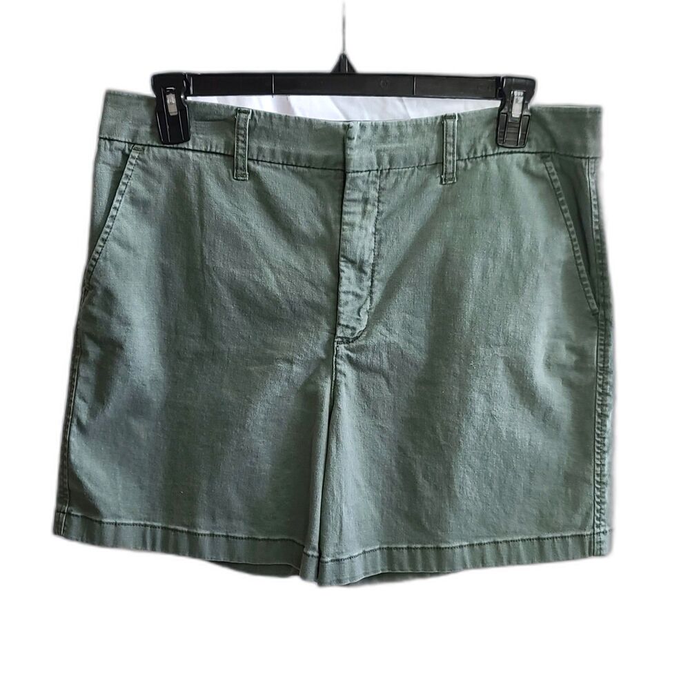 Anne Klein size 14 Olive Army Green Chino shorts 6" inseam high rise Vintage